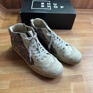 Shushop riley pewter glitter high top sneakers size 5